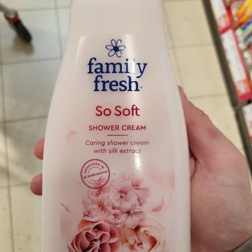 Fam shower cream